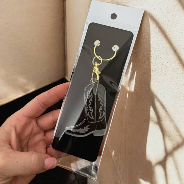 Porte-clés bottes de cowboy emballé pour la vente par GoneWestDesigns