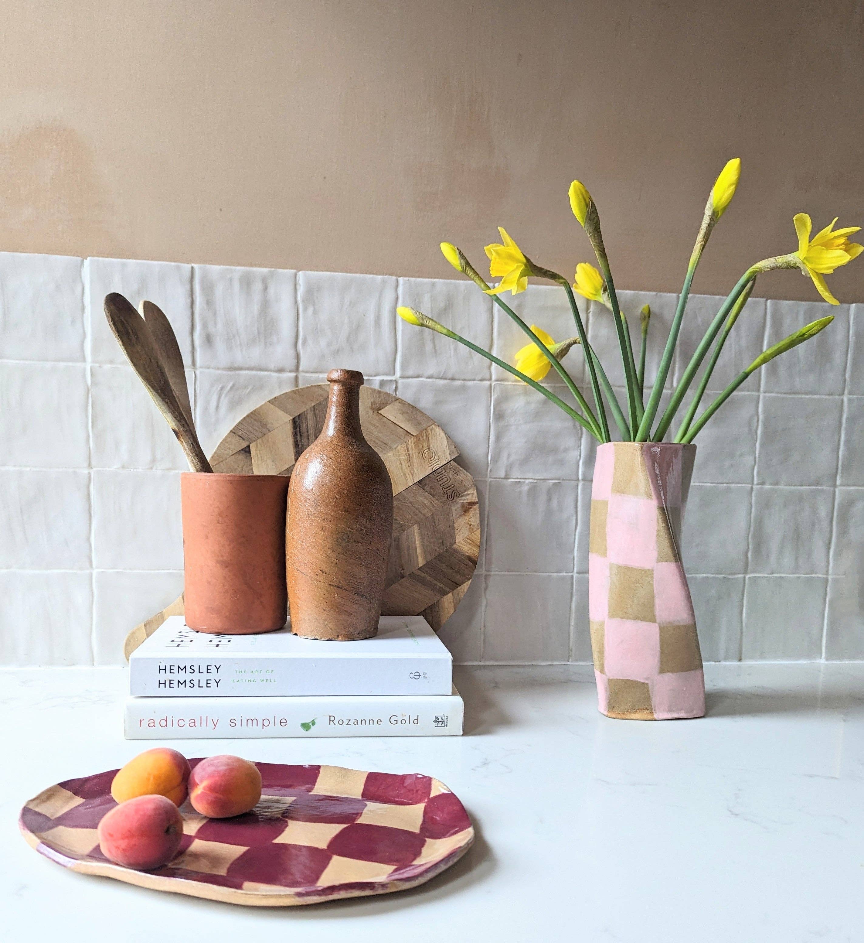 Rosie Gore – wholesale Serving plate – Burgundy Checks1