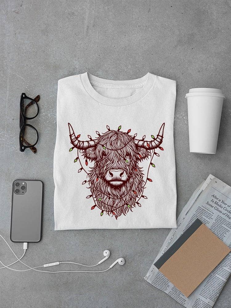 Swift Retail - Wholesale T-Shirt (Graphic) - Men's - Highland Cow Christmas Lights T-shirt Men's1