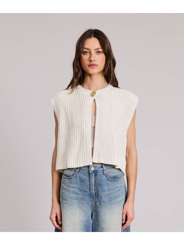 FLAT WHITE - Wholesale Sweater Vest - Women's - Lindsay Sweater Vest