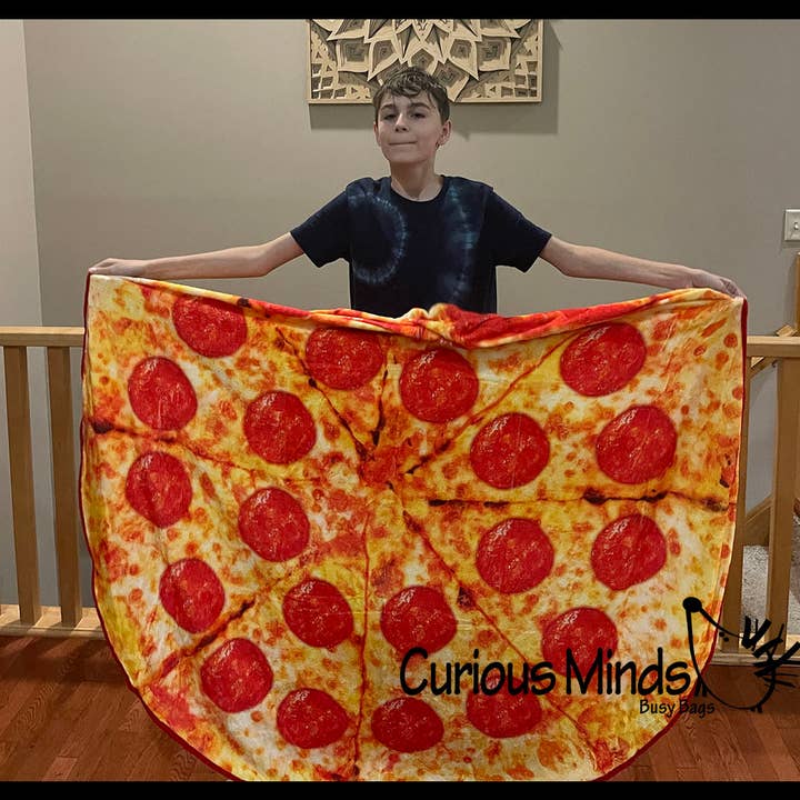 Curious Minds Toys - Wholesale Throw Blanket - 1 Cute Pepperoni Pizza Blanket - Round 5 Foot Circle 60" x 64
