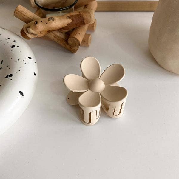 LanLivia - Wholesale Hair Clip - Women's - Milky Coffee Color Tone Claw Hair Clips13