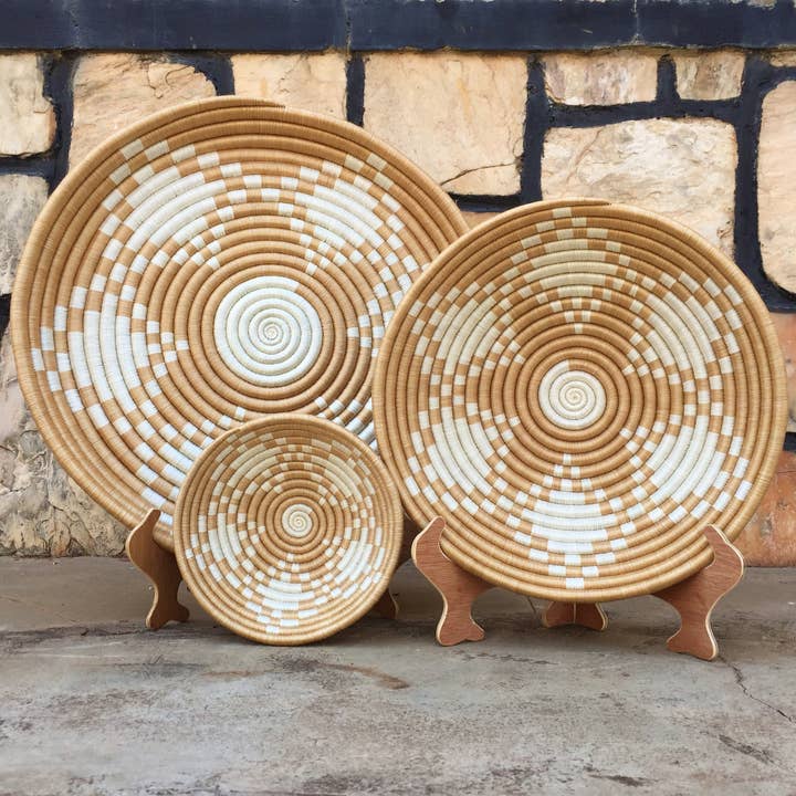 Bol Neri Tissé à la Main (Couleurs Variées) 3 Tailles pour la vente par Villages Wholesale