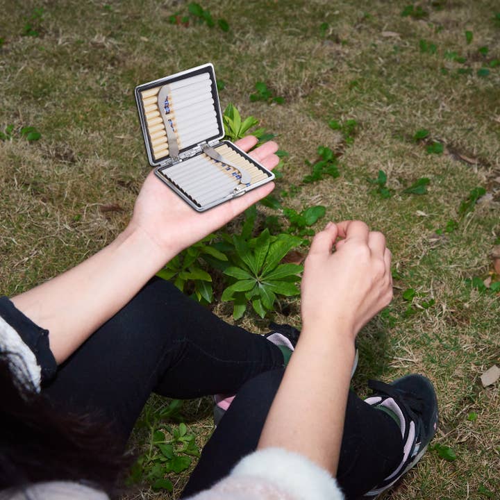 Champ by Polyflame – Caixa para cigarros por atacado – Expositor de 12 caixas de cigarros de plástico5