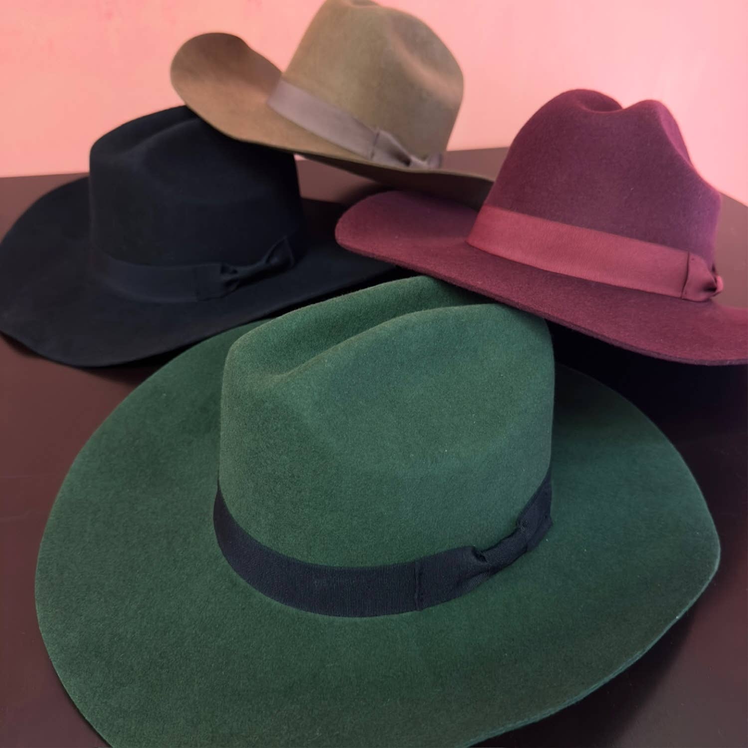 Queens INC – wholesale Cowboy Hat – Women’s –  Australian Wool Cattleman Cowboy Hat With Ribbon 
9