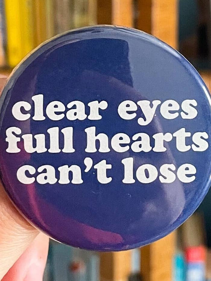 Clear Eyes Full Hearts Can't Lose Pinback Button para venta al por mayor de Shop Jordan Tailored