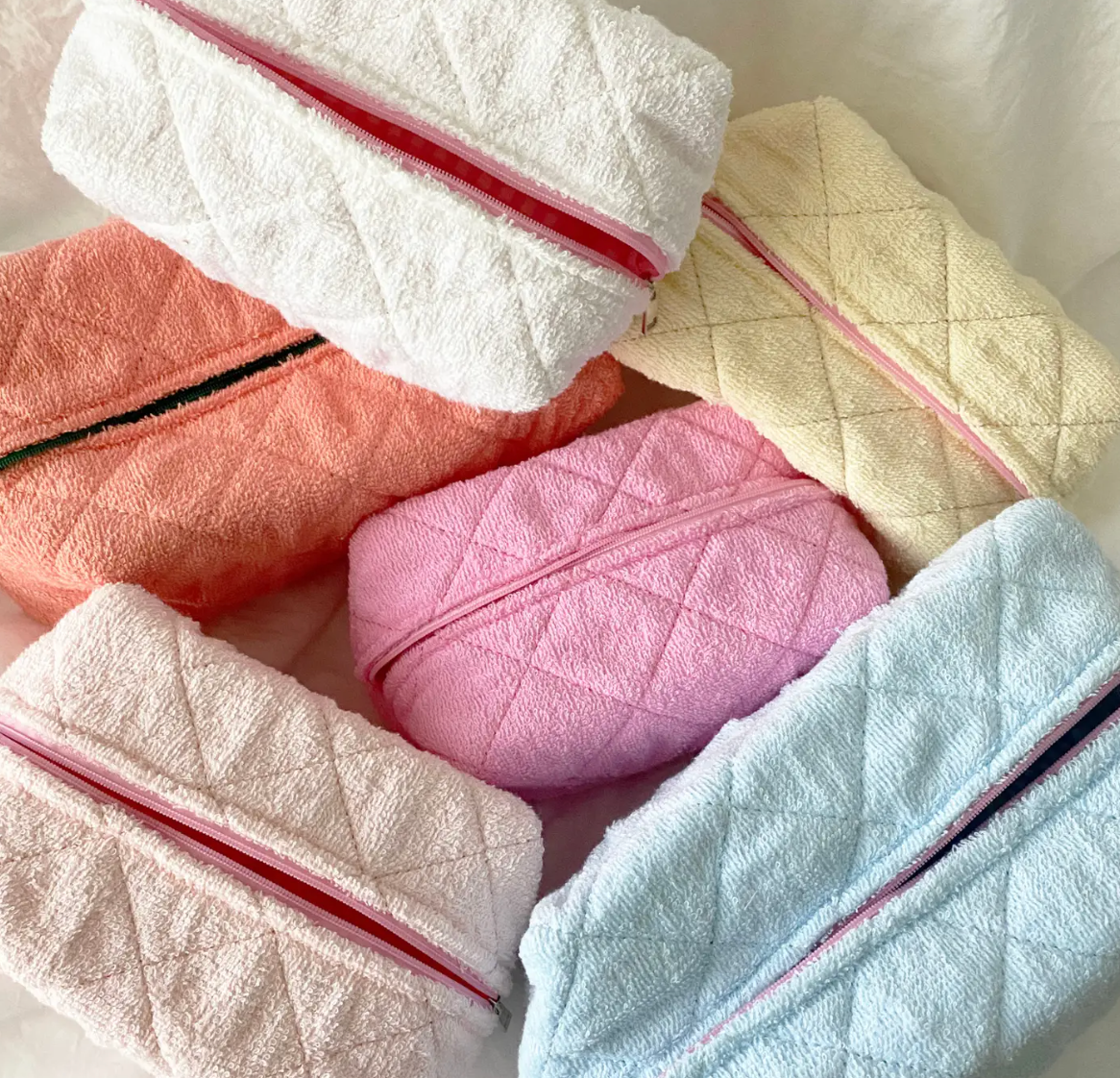 LoveLina - Wholesale Makeup/Cosmetic Bag - QUILTED MAKE UP BAG TOILETRY BAG (TERRY REG NEW)0