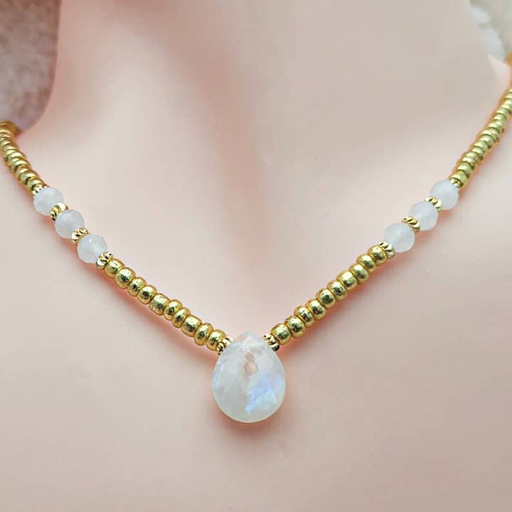 Moira Bijoux Creation - Wholesale Pendant/Charm Necklace - Malara moonstone necklace3