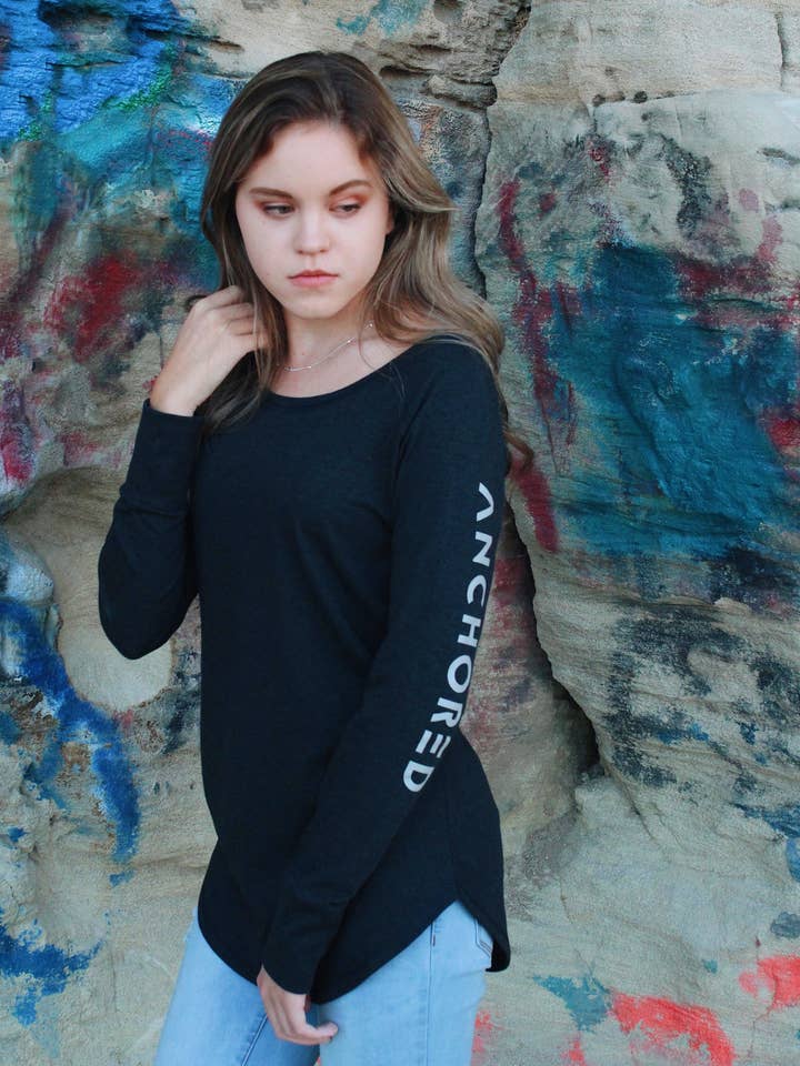 Hello Beauty Full & Co. - Wholesale Tunic - Women's - ANCHORED Fashion Tunic Long Sleeve2