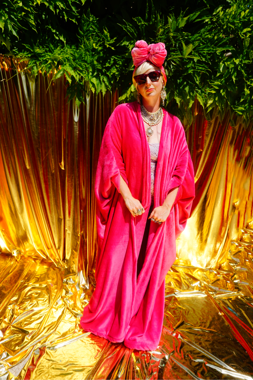 Fumbalinas - Wholesale Robe - Women's - Cuddle Fleece Faux fur Feel Snuggle-blanket Robe - Choose your colour12