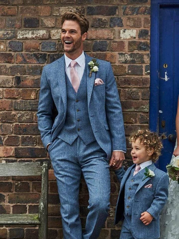 Lichtblauw tweedpak voor heren - Groom Tweed trouwpak voor wholesale door Alberto Nardoni