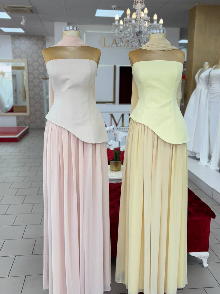 Tweedelige strapless avondjurk met chiffon rok A576 voor wholesale door Lamia Braut- und Abendmode bu Aynur