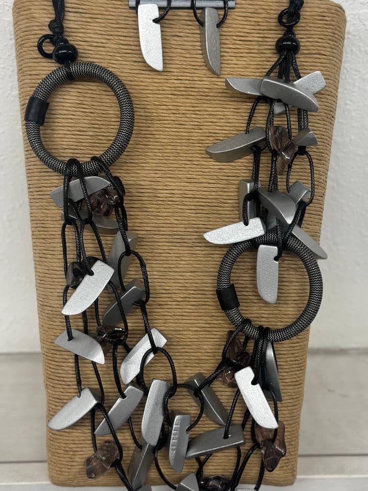 4 STRANDS BLACK ADJUSTABLE WAX CORD WITH 2 ROUND SILVER ROUN for wholesale by International Duru's