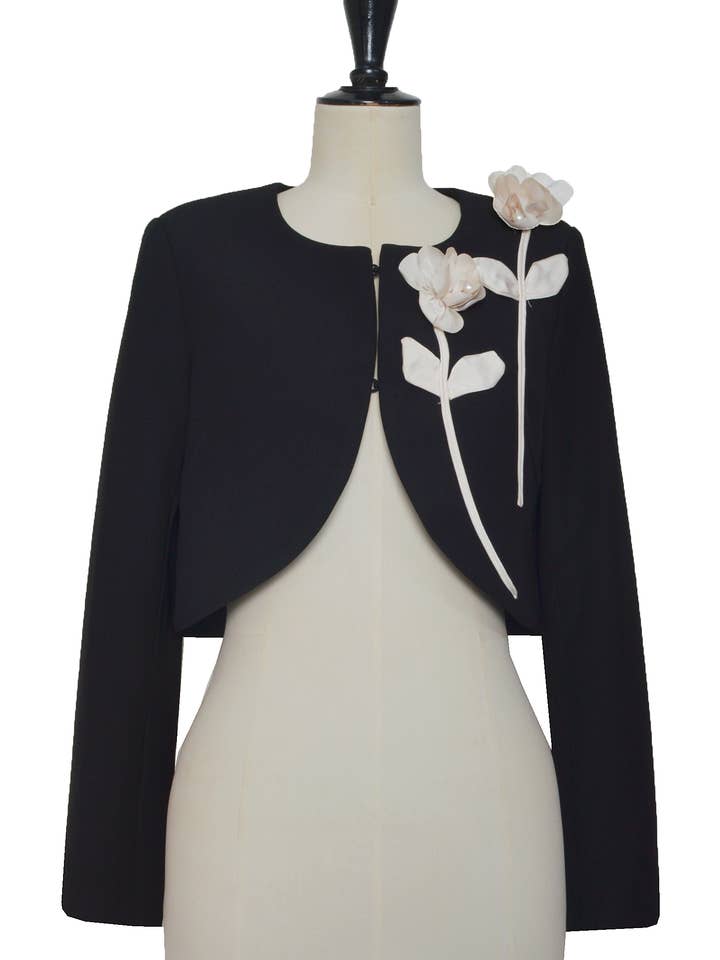 ELLI WHITE - Wholesale Jacket - Women's - Contrasted floral short jacket8