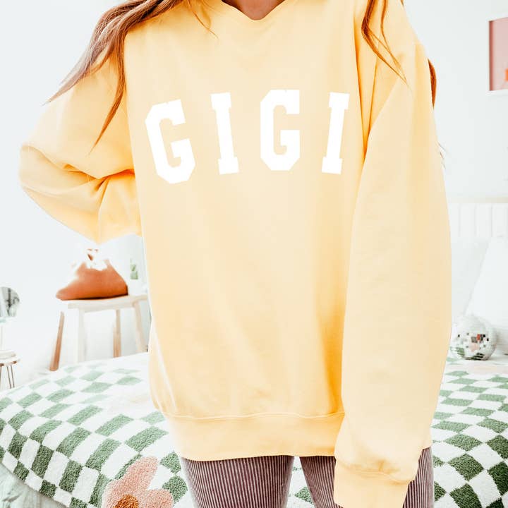 Verita Culture - Wholesale Graphic Sweatshirt - Women's - Gigi Grandma Garment Dyed Comfort Colors Sweatshirt1