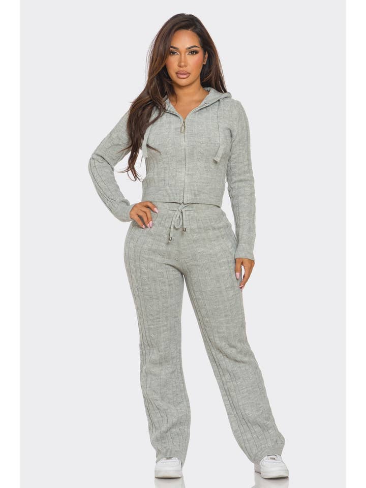 CONJUNTO DE CASACO COM CAPUZ E CALÇAS COM ZÍPER por atacado de ITSSY