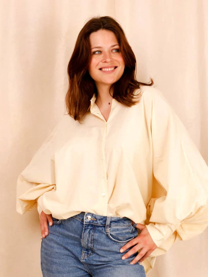 CHEMISE SATCHI VANILLE pour la vente par Hortence