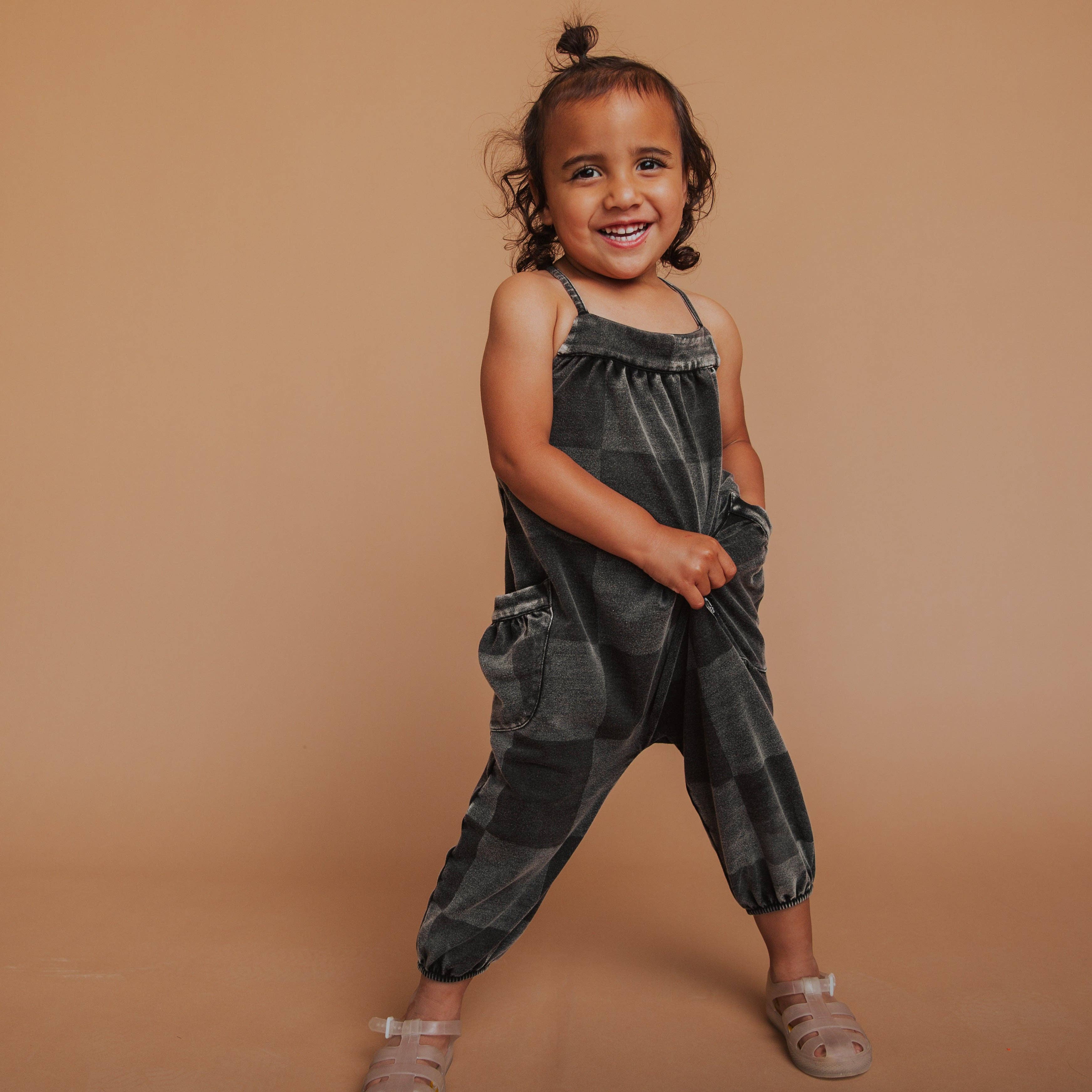 RAGS – Großhandel Jumpsuit – Kinder – Riemchenpullover - Schwarzer Jeanskaromuster5