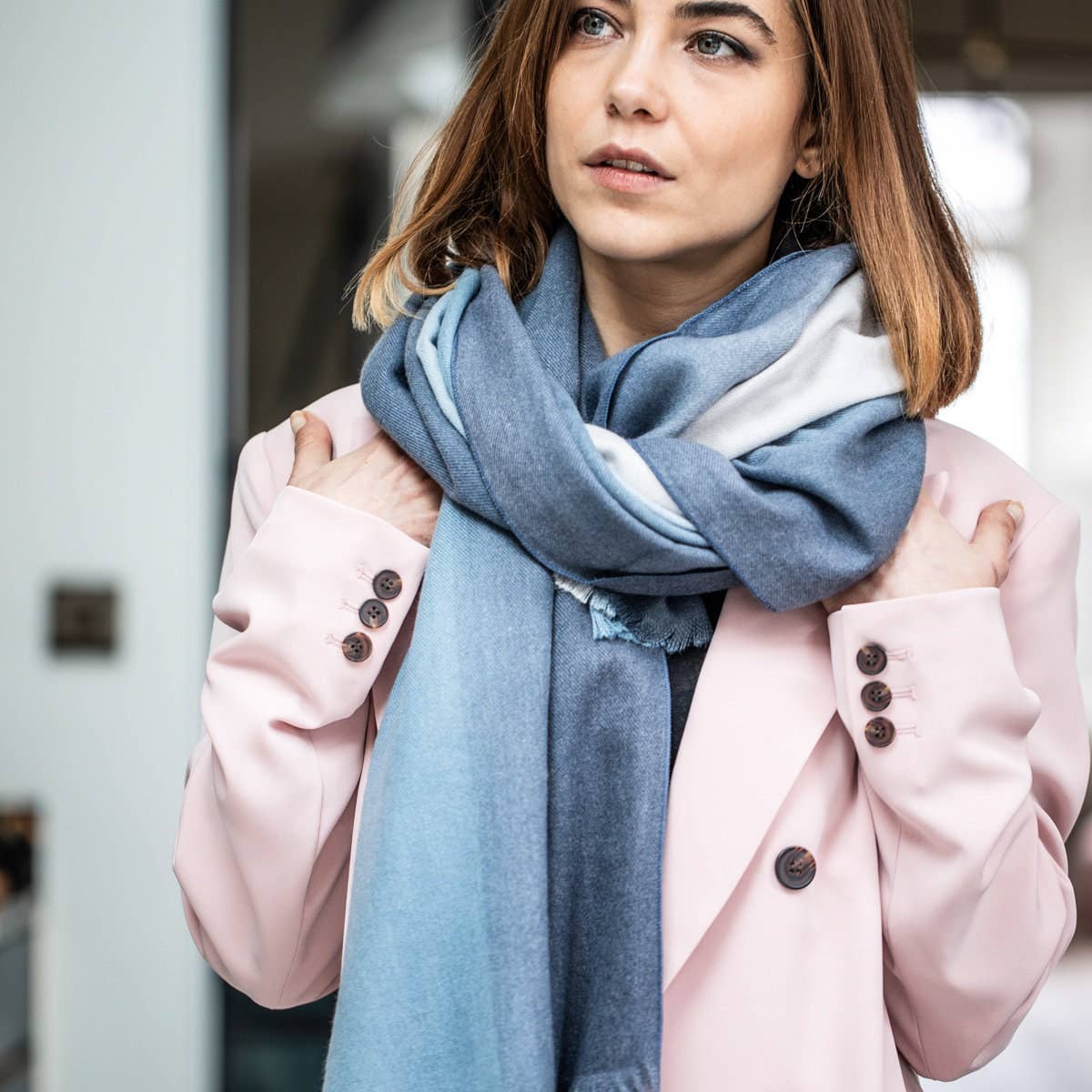 Studio Hop – wholesale Scarf – Women's – Personalised Cashmere Blend Ombre Scarf0