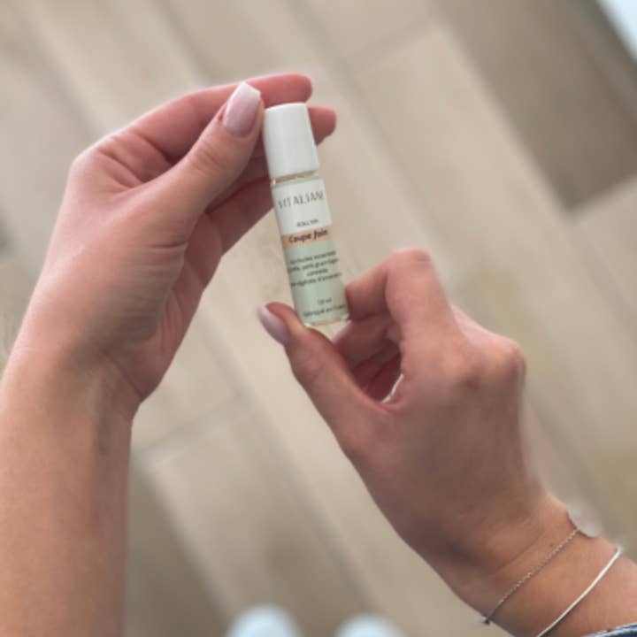 Roll'on Hunger Cup and other Purchase Wholesale supermercado vital. Free Returns & Net 60 Terms on Faire trending on Faire.