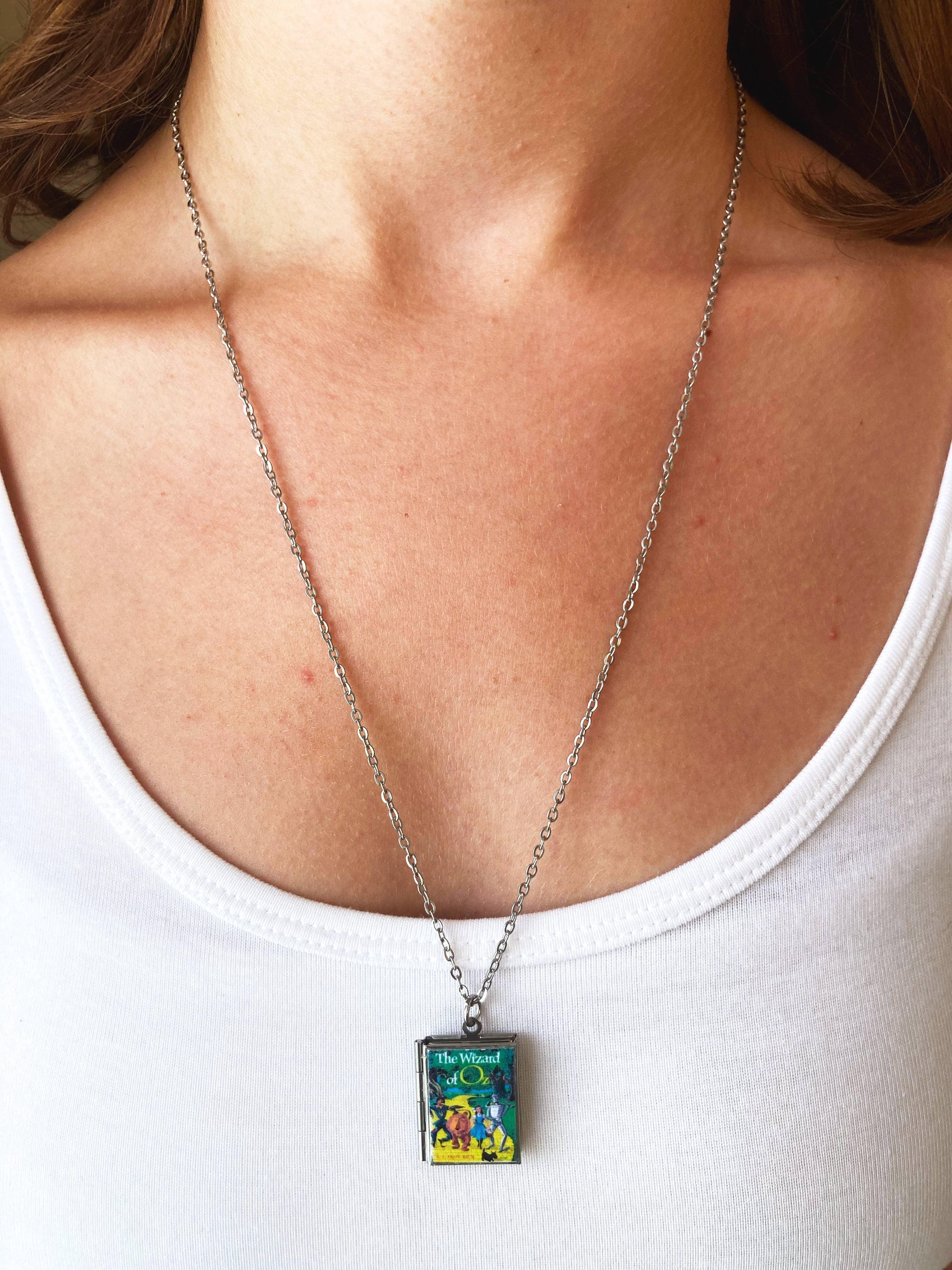 Marshall and Rose - Wholesale Locket Necklace - Book Locket The Wizard of Oz1