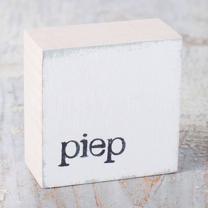 Dekoholzklotz 6x6cm "piep " für den Großhandel von IOPLA