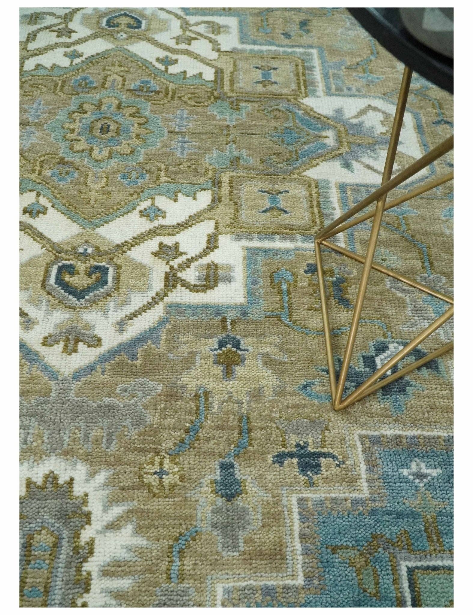 The Rug Decor, Inc. - Vente Tapis - Tapis en laine traditionnel sur mesure de couleur camel, bleu et ivoire2
