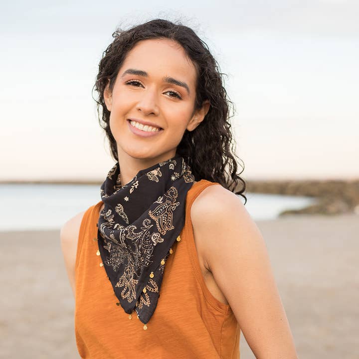 SAACHI - Wholesale Bandana - Women's - Paisley Charm Bandana