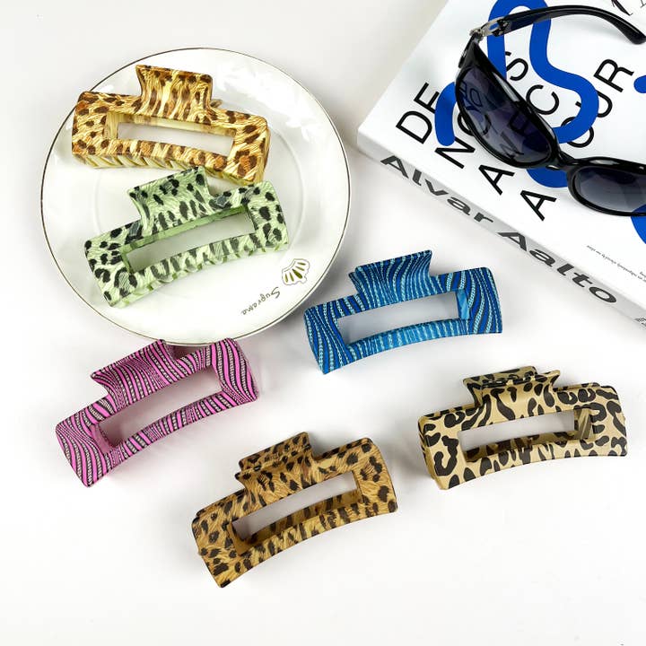 SoapElenGlen - Wholesale Hair Clip - Women's - Rectangular Leopard Print Hair Clip Striped Claw Clips