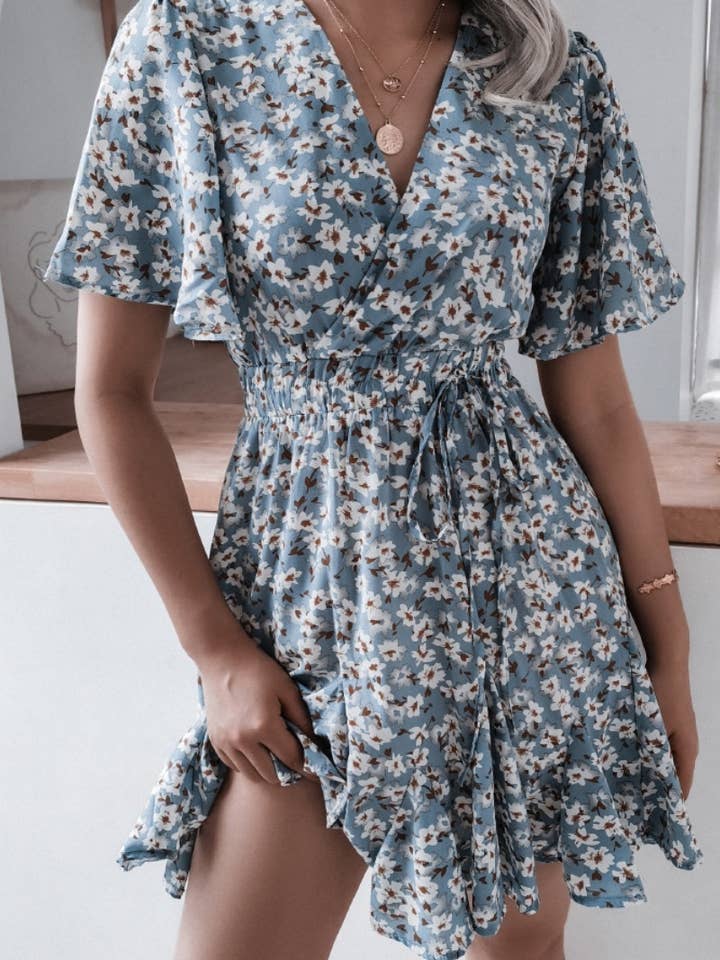NINEXIS - Wholesale Dress - Women's - CWDSD4717_V-NECK FLORAL RUFFLED PLEATED DRESS SHORT