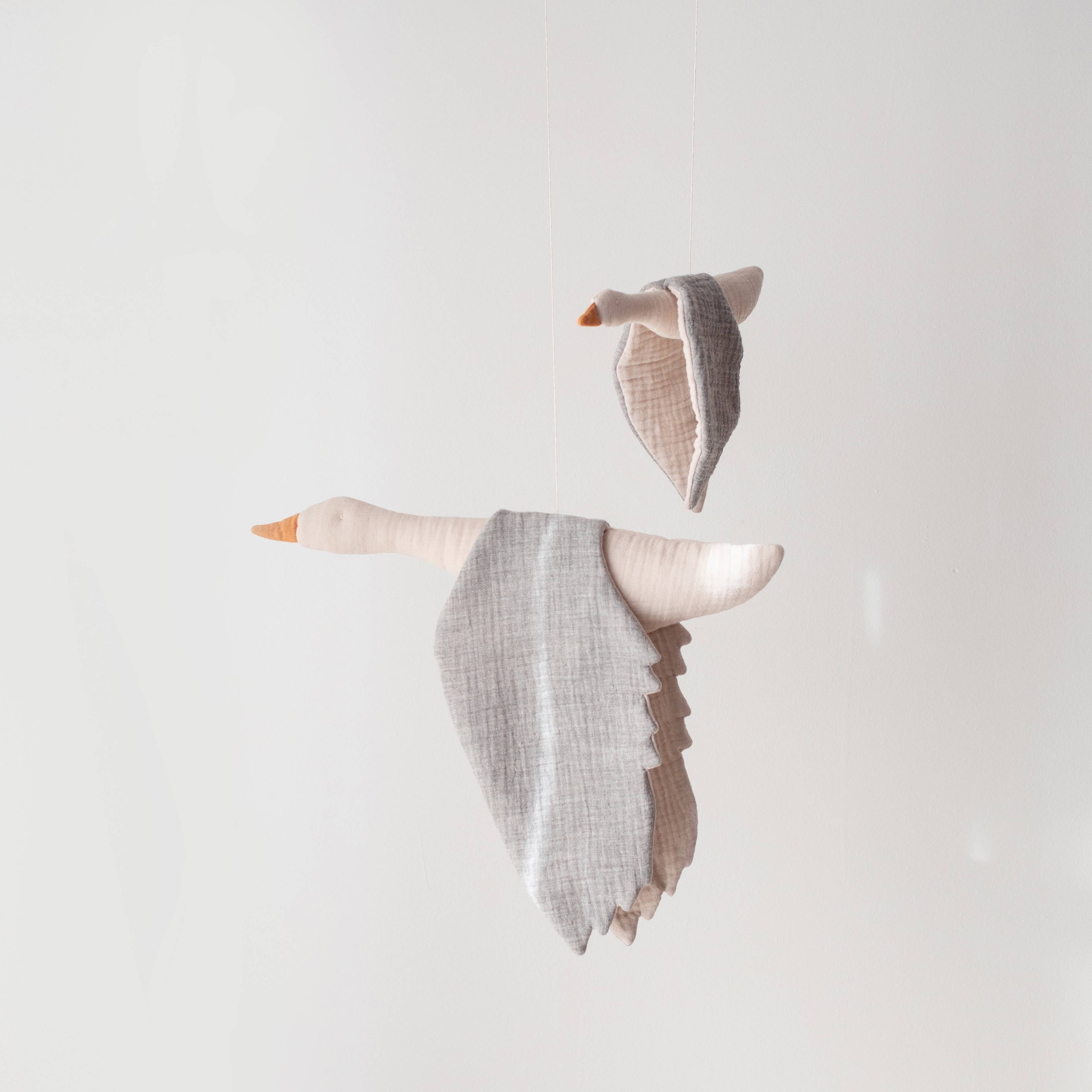 Monocrom - Wholesale Baby Mobile - Gray fabric bird5