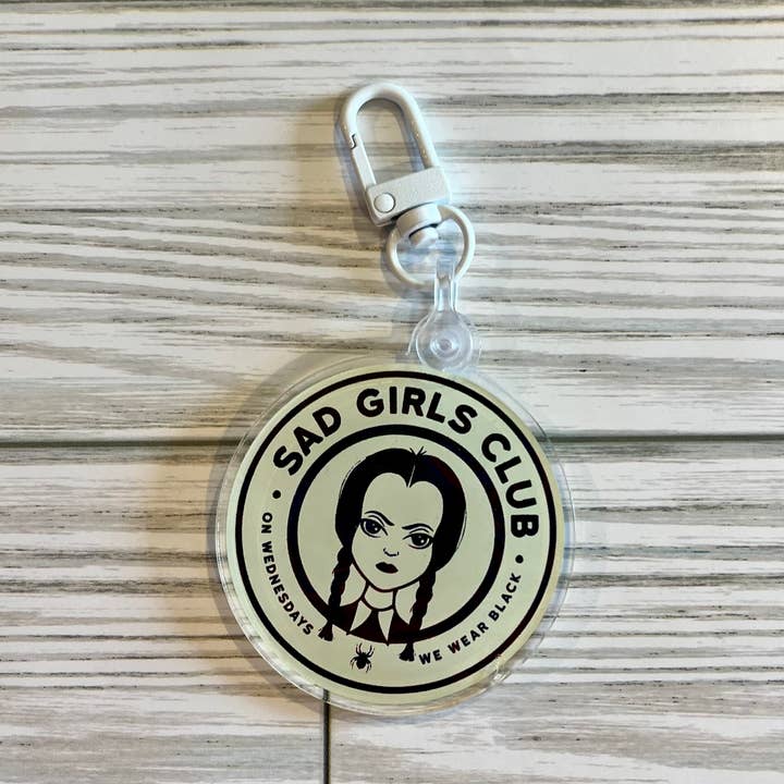Trist Girls Club, Akryl Charm for engroshandel hos Graceful Darkness, LLC