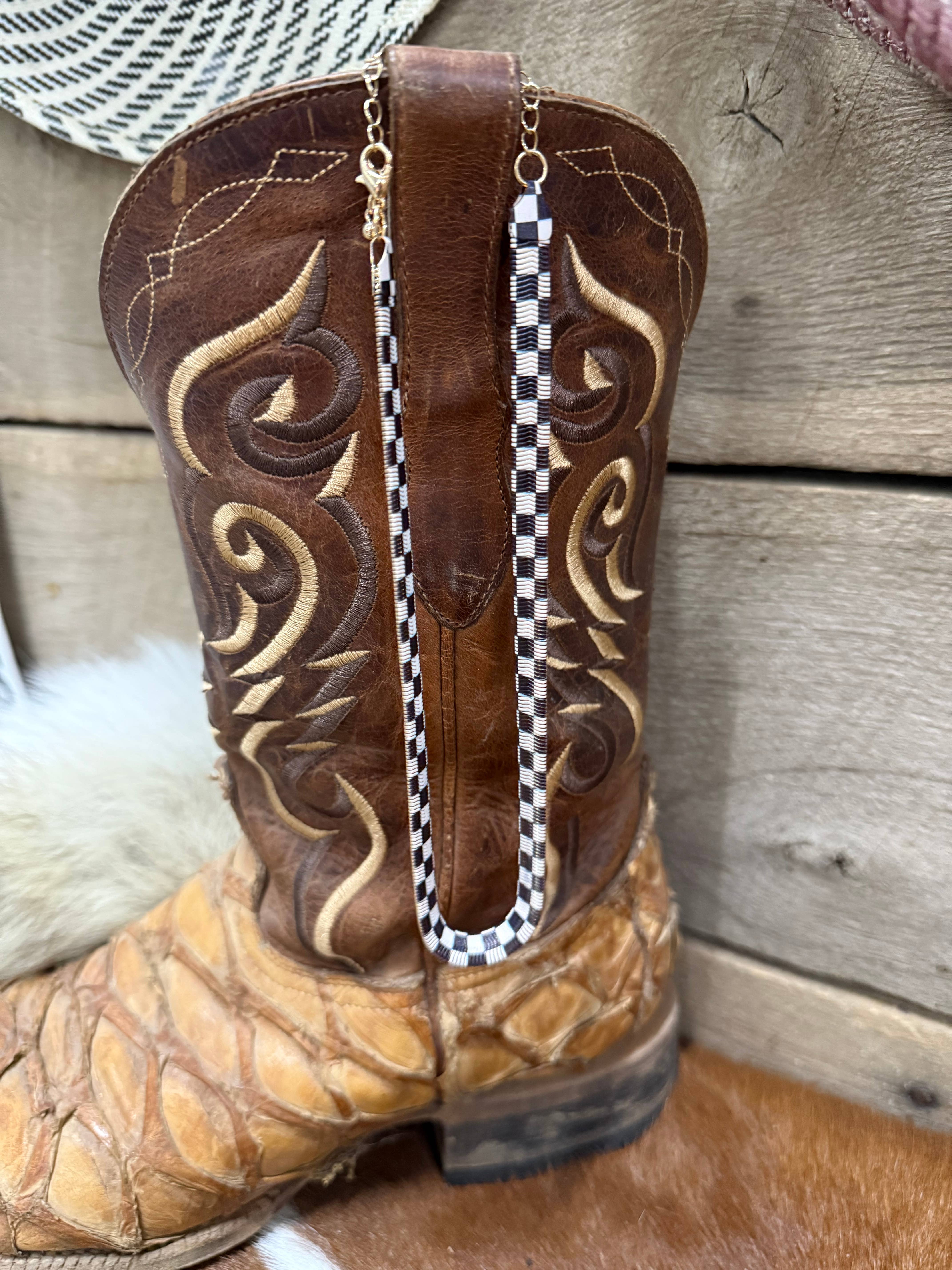 Texas Western Cowhide Bags and More – wholesale Pendant/charm necklace – Checkered Black & White Necklace1