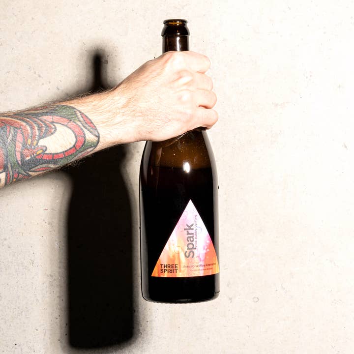 Three Spirits Drinks - UK – wholesale Non-alcoholic spirits/wine/beer – Blurred Vines Spark non-alcoholic wine alternative4