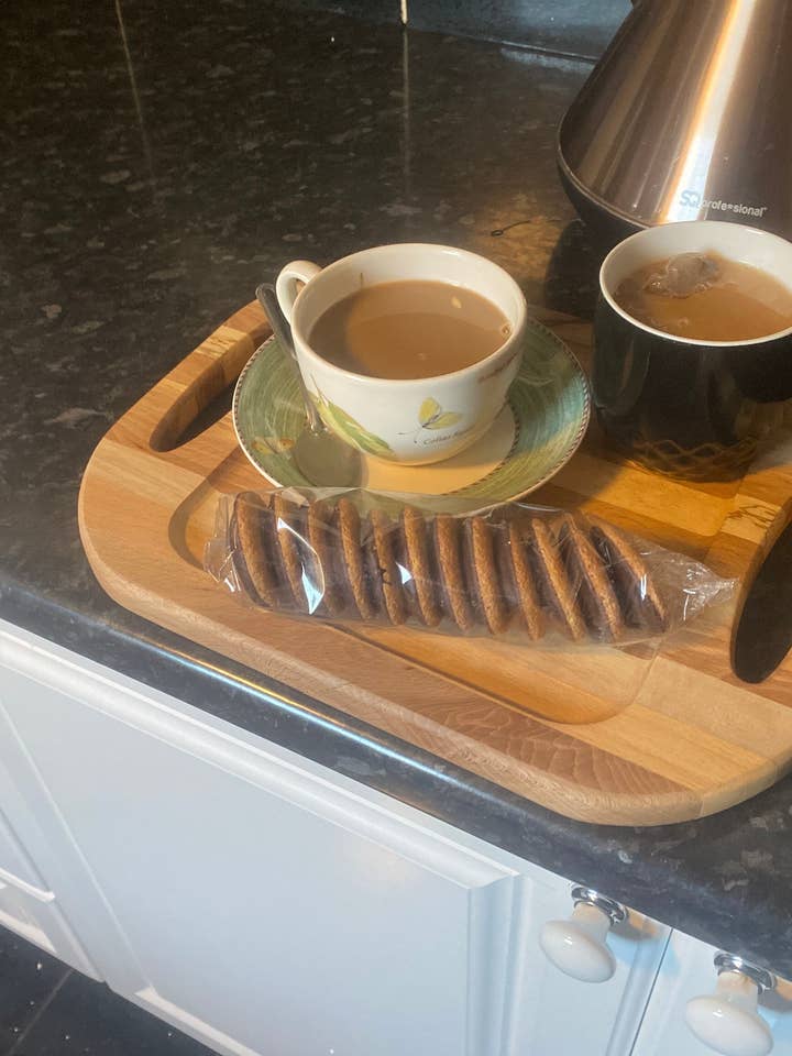 Apresentamos a nossa versátil bandeja de serviço multiuso, perfeita para por atacado de Bellmarlace