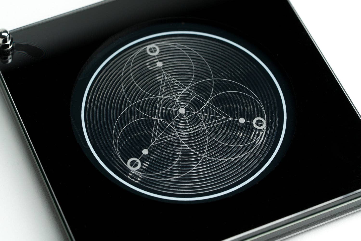 Inanna Healing - Wholesale Meditation supplies - Aurora’s Echo Frequency Generator | 528 Hz Love & Healing Energy for Balance & Manifestation