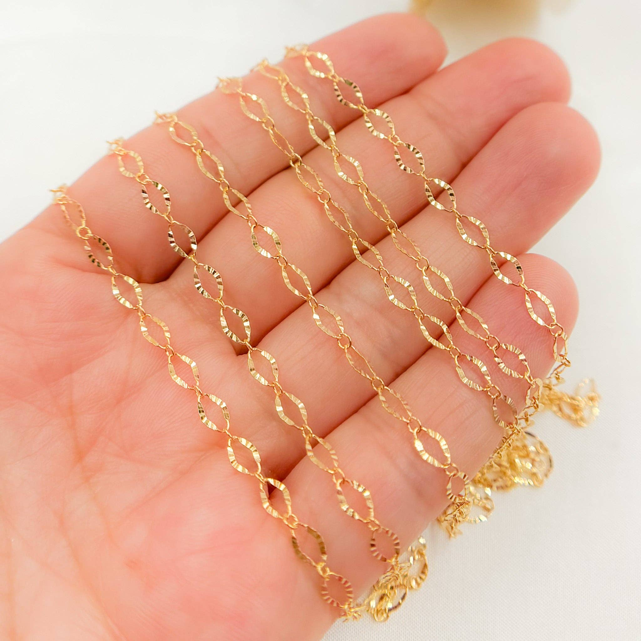 Tresor Jewelry Inc. - Wholesale Link & Chain Necklace - 1370SBGF. 14K Gold-Filled Diamond Cut Oval Link Chain2