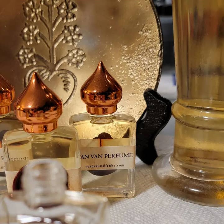 Profumo naturale Van Van per la vendita all'ingrosso da parte di Rosarium Blends
