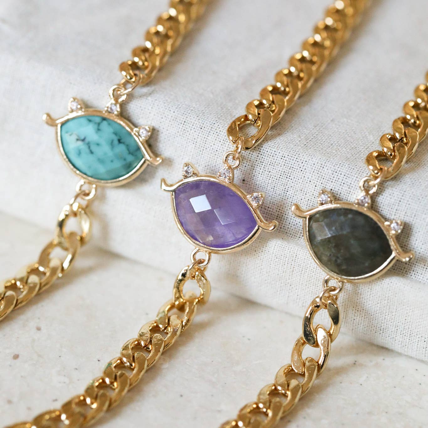 The Gilded Witch - Wholesale Charm/Dangle Bracelet - Third Eye Bracelet - Amethyst, Amazonite, Labradorite0