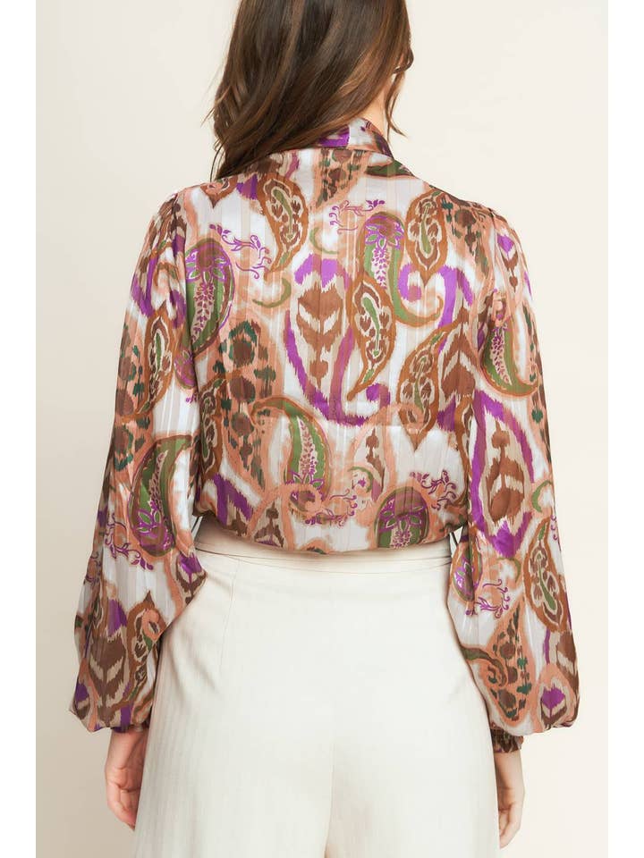 CREAM BROWN A printed woven top - IT13432 for wholesale on Faire2