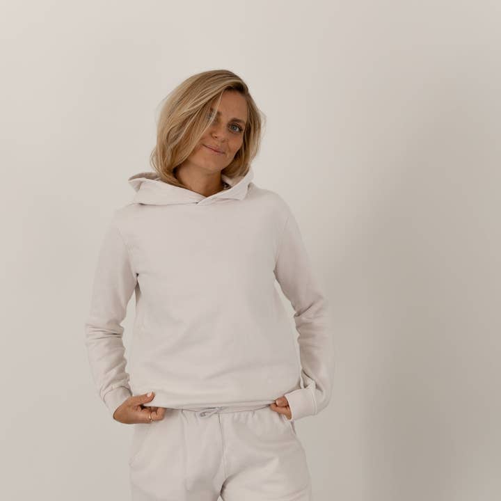PINA HOODIE WHITE and other Purchase Wholesale purox waschmittel. Free Returns & Net 60 Terms on Faire trending on Faire.