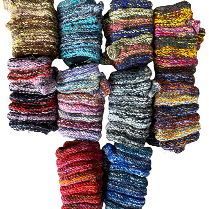 Tenzing Collections - Wholesale Mittens – Unisex - Handmade woolen knit fleece-lined multi color unisex gloves17