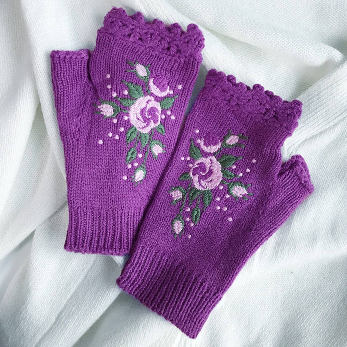 ACCITY - Wholesale Gloves - Women's - Knit Winter Gloves – Bee & Blossom Embroidery_CWMM16621