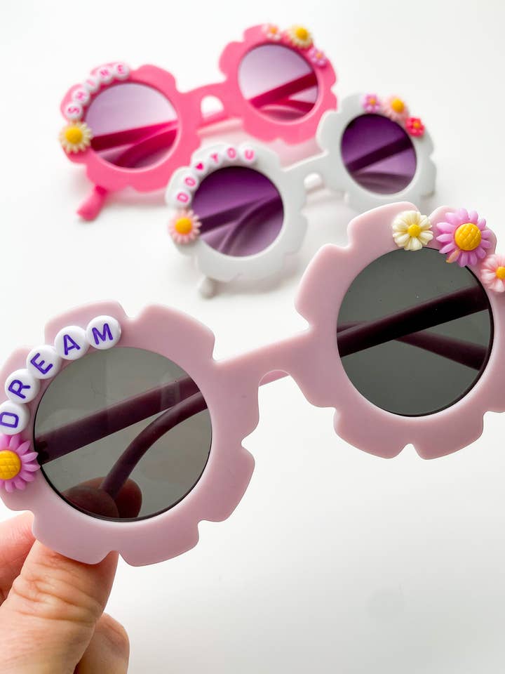 Occhiali da sole per bambini - retro per la vendita all'ingrosso da parte di Shantiques Mini Creations