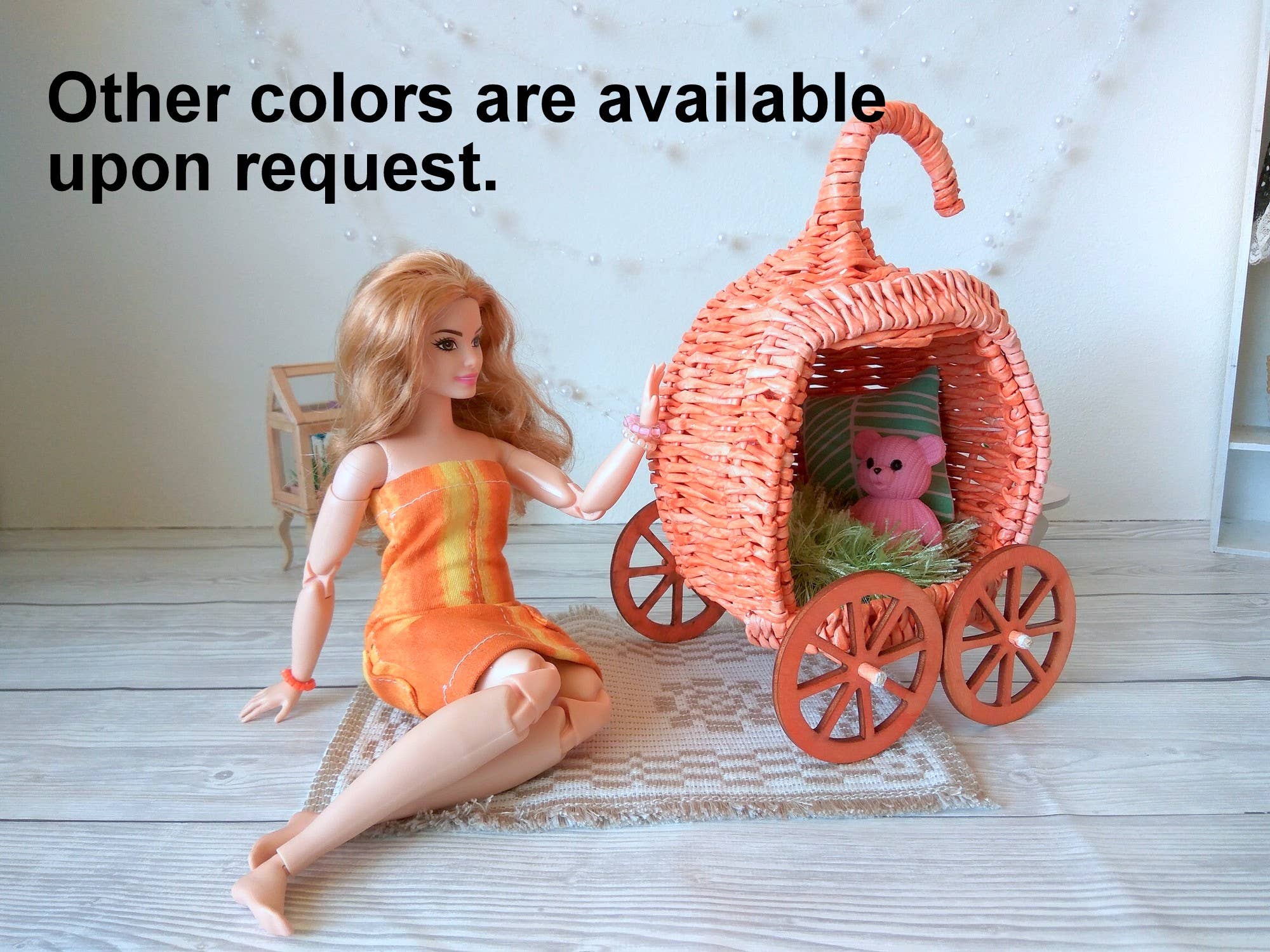 Lenasminiland - Vente Accessoire de poupée – enfant - Carrosse Cendrillon, landau citrouille en osier de conte de fées11