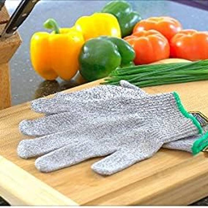 G & F Products - Wholesale Gloves - Unisex - Cutshield Level 5 Cut Resistant Kitchen Glove Food Prep Safe1
