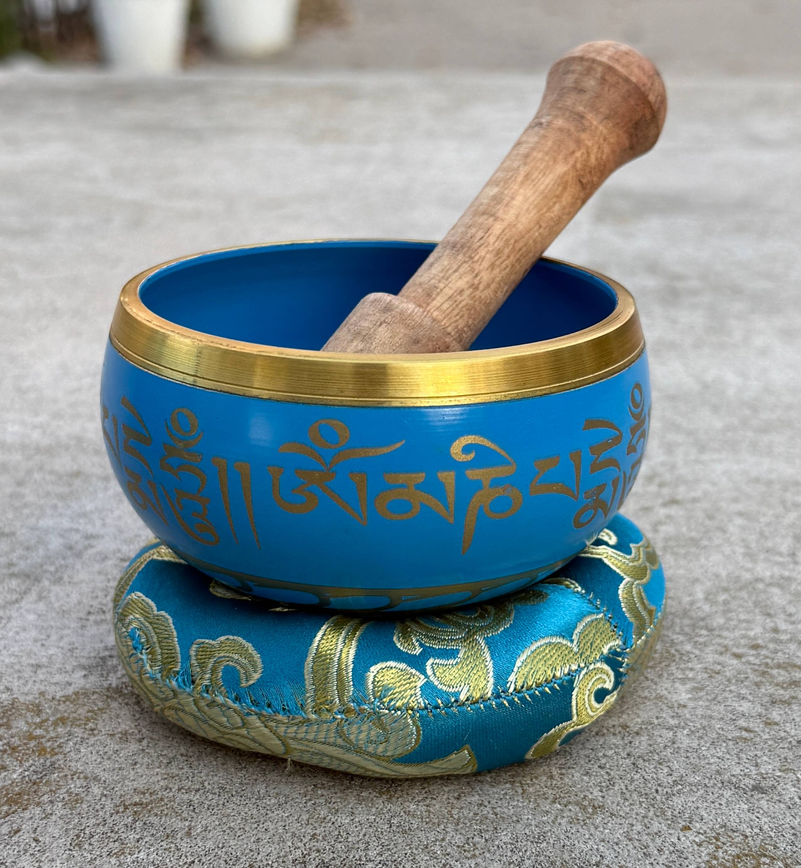 Lungta Imports - Wholesale Meditation Supplies - Tibetan Complete Singing Bowl Gift Box Set with OM Mani Padme Hum Etched Bowl19