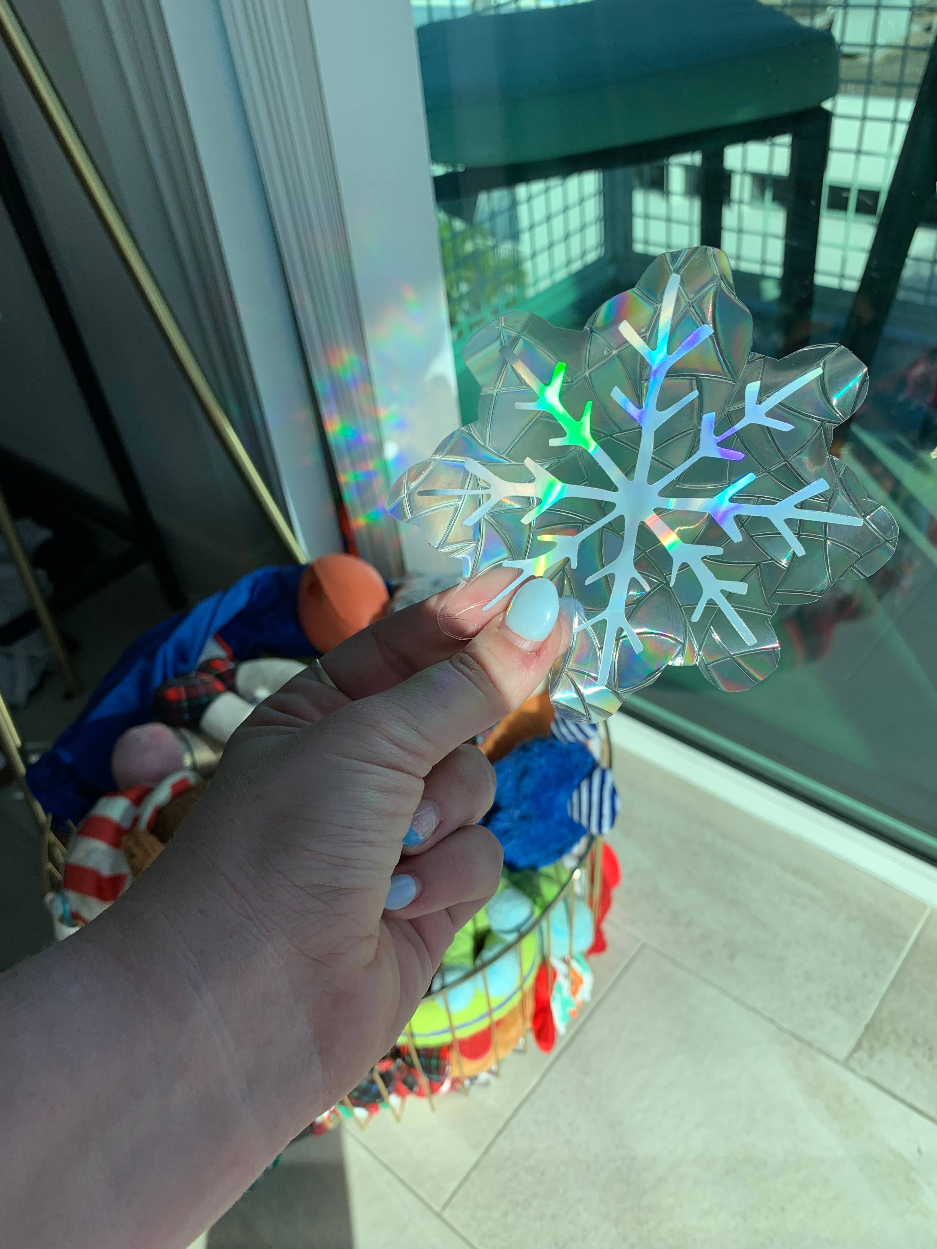 The Spicy Creative – Großhandel Sonnenfänger – Schneeflocke Sonnenfänger Aufkleber, Regenbogen-Sonnenfänger Aufkleber0