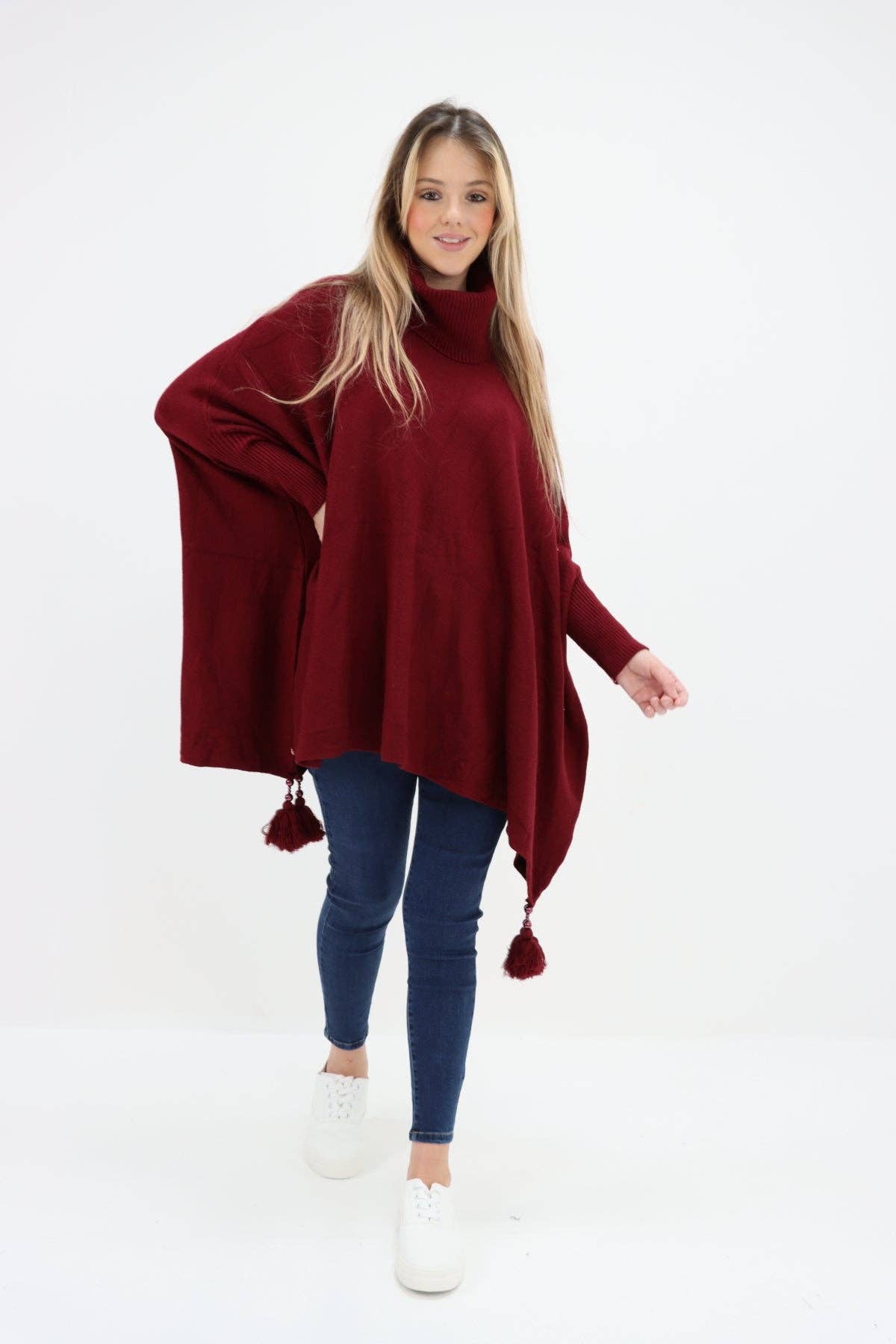 Miss Bold - Vente Poncho – femme - Poncho tunique italien à col bénitier et manches chauve-souris à pompons36