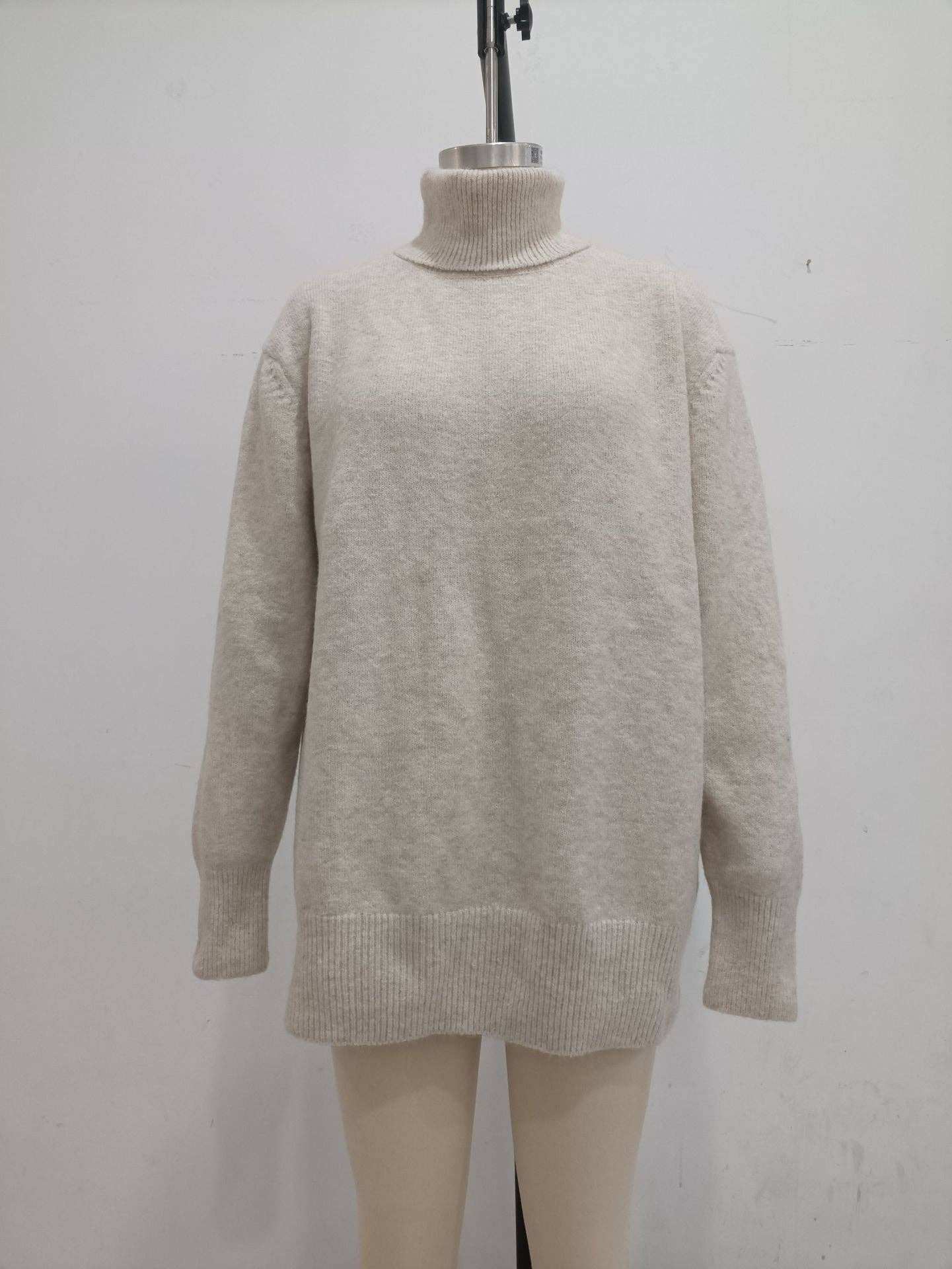 Marayn - Wholesale Knitted jumper – Women′s - Cozy Oversized Turtleneck Knit Sweater for FallWinter29